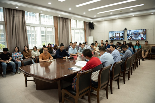 3e94429e895a4003a9d45cc50b027dba.png 主会场_副本.png