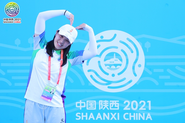 438da576b7bc49249d2a1be48adcad2a.jpg 张孜怡.jpg